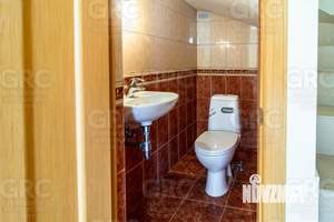 Дом 245м², 3-этажный, участок 4 сот.  