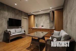 Дом 650м², 3-этажный, участок 11 сот.  