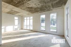 Дом 198м², 2-этажный, участок 4 сот.  