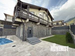 Дом 220м², 2-этажный, участок 4 сот.  