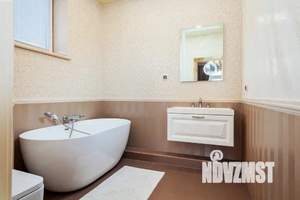 Дом 420м², 2-этажный, участок 11 сот.  