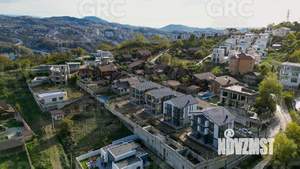 Дом 288м², 3-этажный, участок 4 сот.  