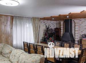 Дом 200м², 3-этажный, участок 10 сот.  