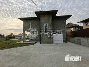 Дом 239м&sup2;, 2-этажный, участок 9 сот.  