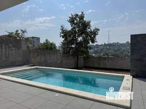 Дом 247м², 2-этажный, участок 7 сот.  