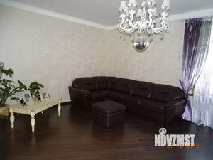 Дом 210м², 2-этажный, участок 5 сот.  