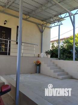 Дом 278м², 3-этажный, участок 8 сот.  