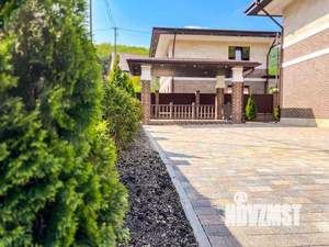 Дом 200м², 2-этажный, участок 6 сот.  