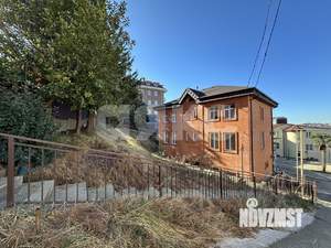 Дом 295м², 3-этажный, участок 7 сот.  