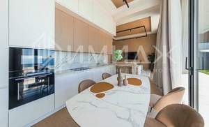 Дом 250м², 2-этажный, участок 8 сот.  
