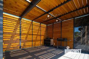 Коттедж 195м², 2-этажный, участок 4 сот.  