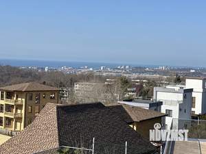 Дом 220м², 3-этажный, участок 4 сот.  
