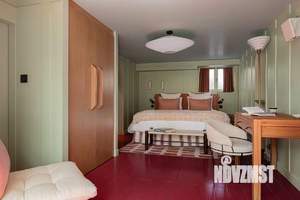 Дом 400м², 2-этажный, участок 15 сот.  