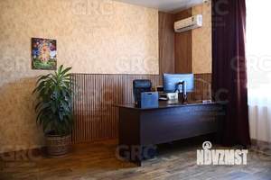 Дом 435м&sup2;, 3-этажный, участок 7 сот.  