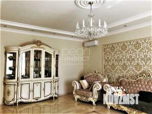 Дом 250м², 2-этажный, участок 5 сот.  