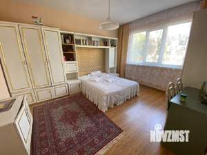Дом 212м², 2-этажный, участок 12 сот.  