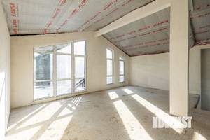 Дом 198м², 2-этажный, участок 4 сот.  