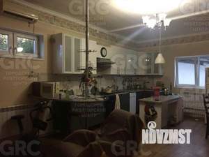 Дом 612м², 3-этажный, участок 7 сот.  