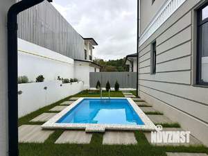 Дом 230м&sup2;, 2-этажный, участок 11 сот.  