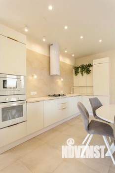 Дом 165м², 2-этажный, участок 4 сот.  