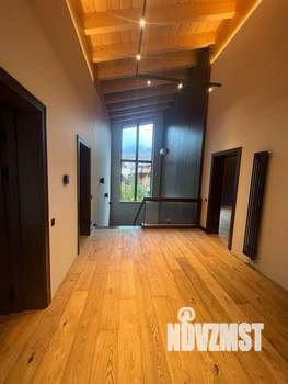 Дом 500м², 2-этажный, участок 11 сот.  