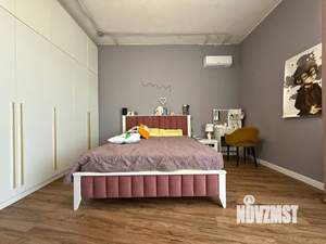 Дом 377м², 3-этажный, участок 11 сот.  
