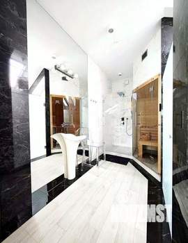 Коттедж 240м², 2-этажный, участок 8 сот.  