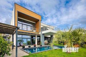 Дом 320м², 2-этажный, участок 10 сот.  