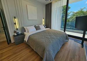 Дом 250м², 2-этажный, участок 6 сот.  