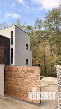 Дом 250м², 3-этажный, участок 5 сот.  