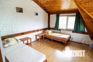 Дом 750м², 3-этажный, участок 15 сот.  