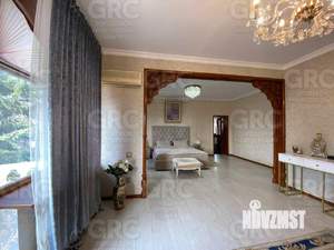 Коттедж 540м², 3-этажный, участок 6 сот.  