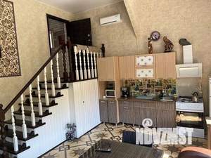 Коттедж 157м², 3-этажный, участок 6 сот.  