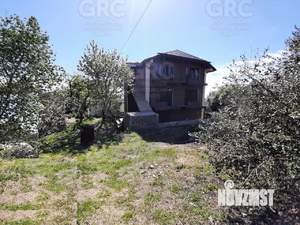 Дом 275м², 3-этажный, участок 6 сот.  