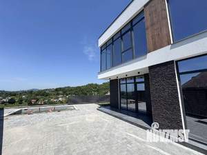 Дом 200м², 2-этажный, участок 4 сот.  