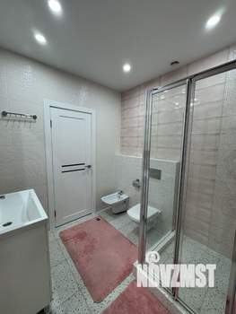 Дом 140м², 2-этажный, участок 5 сот.  