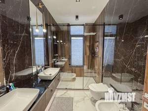 Дом 280м², 2-этажный, участок 5 сот.  