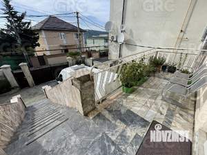 Дом 425м², 3-этажный, участок 6 сот.  