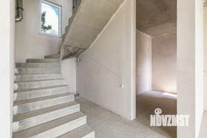 Дом 260м², 3-этажный, участок 6 сот.  