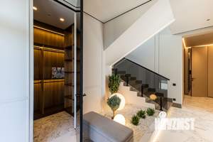 Дом 220м², 2-этажный, участок 6 сот.  