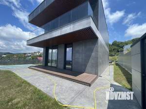Дом 250м², 2-этажный, участок 6 сот.  