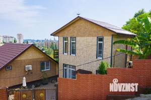 Дом 130м², 2-этажный, участок 5 сот.  