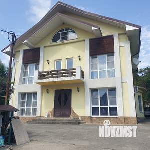 Дом 470м², 3-этажный, участок 12 сот.  