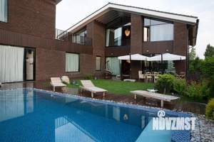 Дом 200м², 2-этажный, участок 12 сот.  