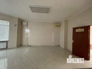 Дом 613м&sup2;, 3-этажный, участок 8 сот.  