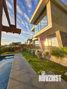 Коттедж 190м², 2-этажный, участок 6 сот.  