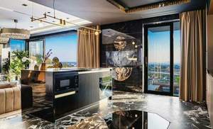 Дом 350м², 2-этажный, участок 10 сот.  