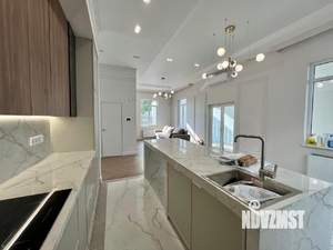 Дом 320м², 2-этажный, участок 10 сот.  