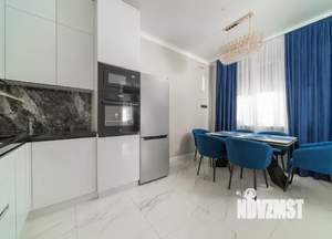 Коттедж 180м², 2-этажный, участок 6 сот.  