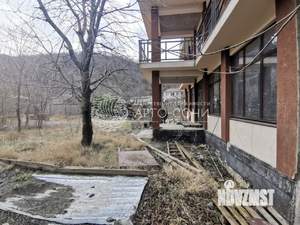 Дом 382м&sup2;, 3-этажный, участок 13 сот.  